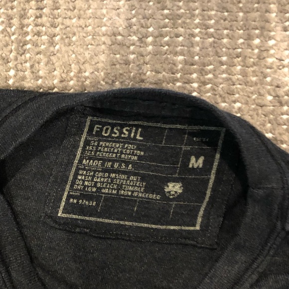 Fossil T Shirt - Picture 2 of 2